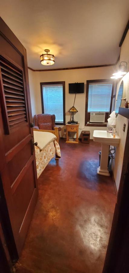 Hootie Creek Guest House Talihina Bagian luar foto